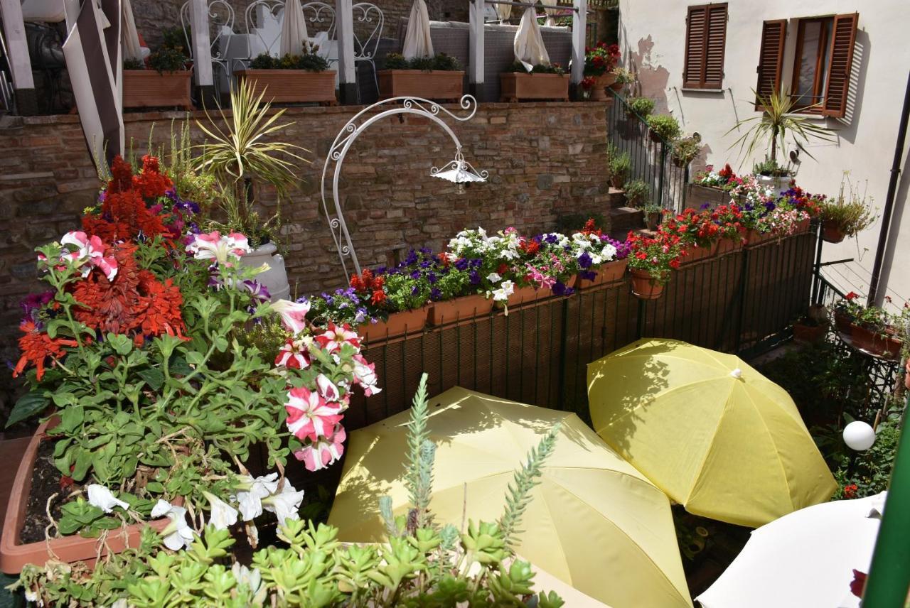 페루자 A Casa Di Bruno B&B 외부 사진